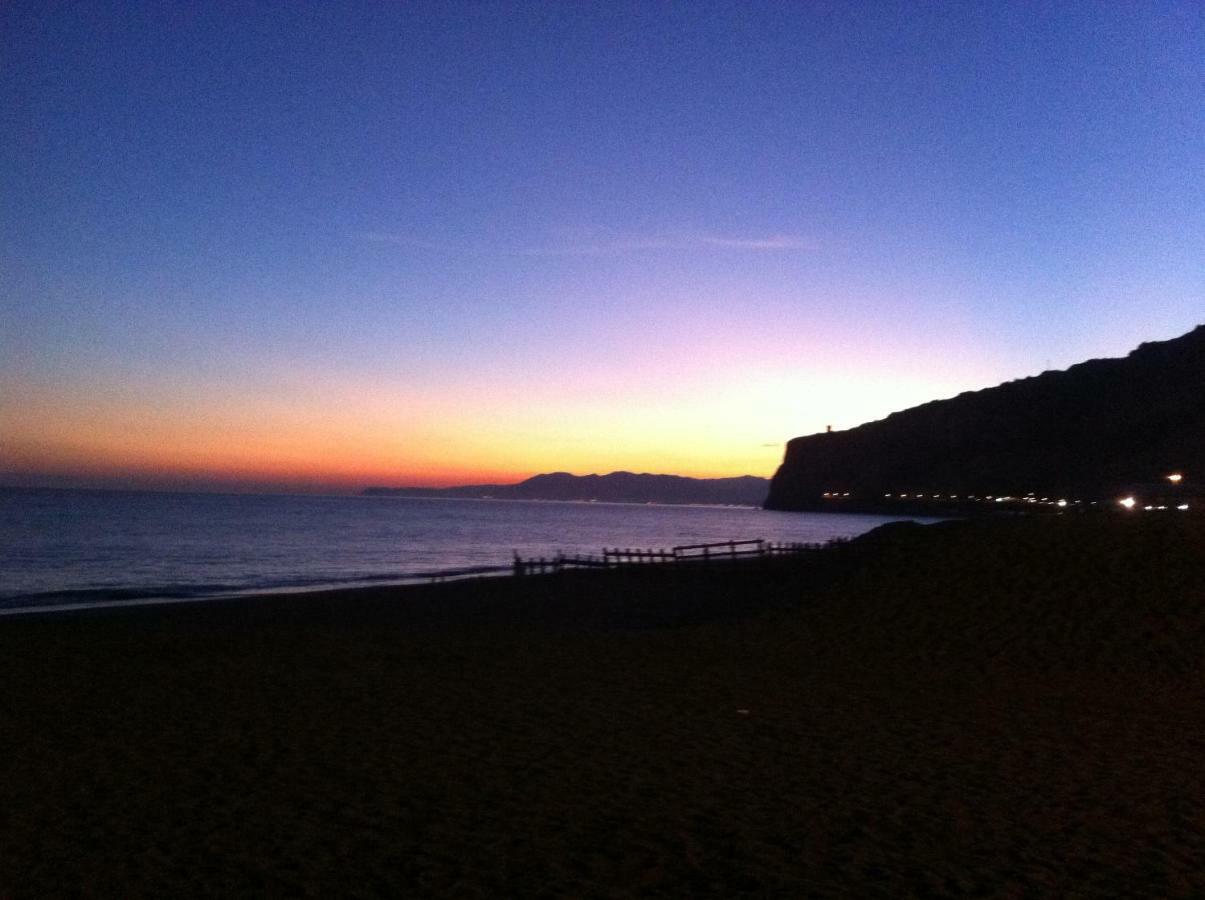 Un Posto Al Sole Bed & Breakfast Finale Ligure Dış mekan fotoğraf
